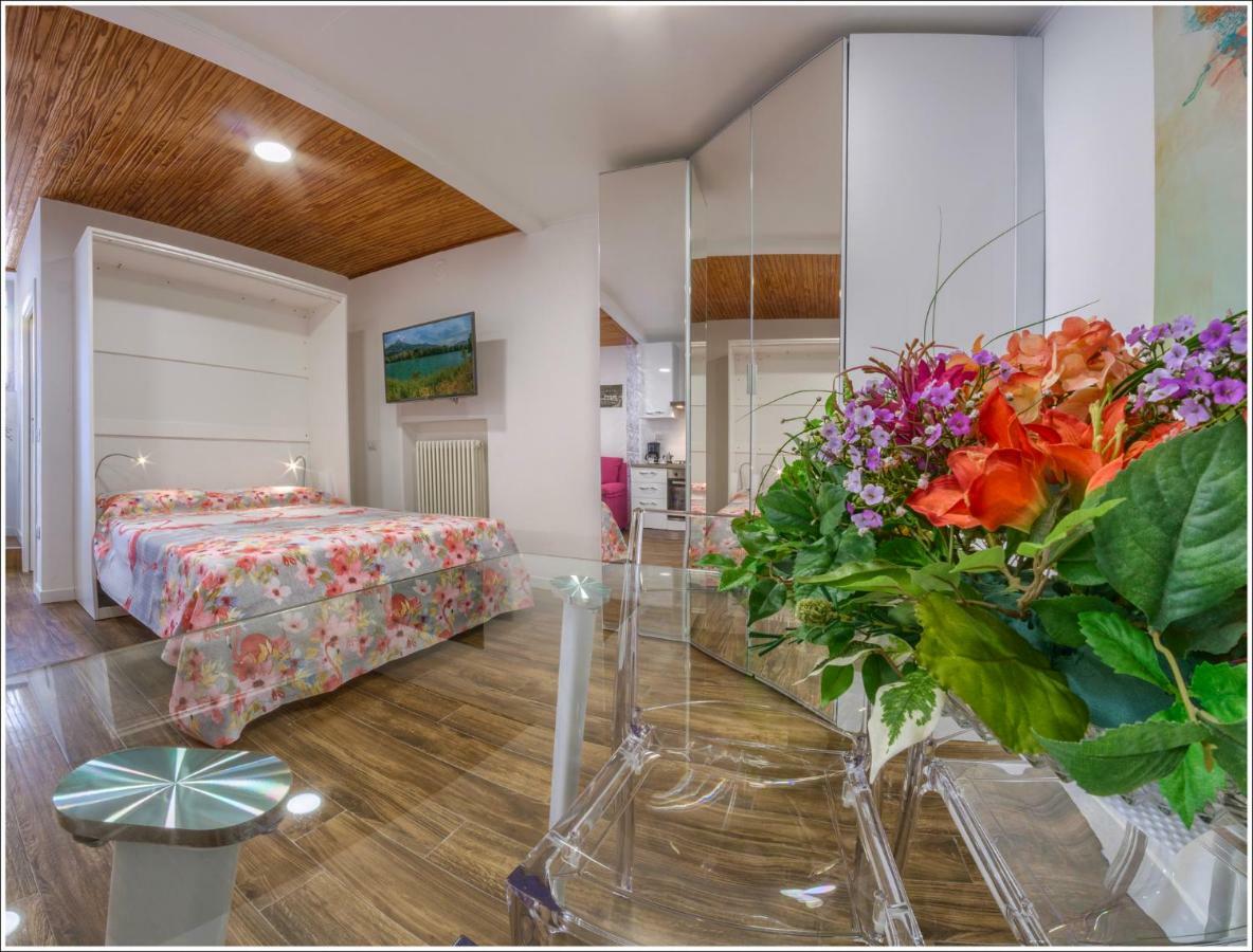 Apartamento Monolocale “Sale & Pepe” Gravedona Exterior foto